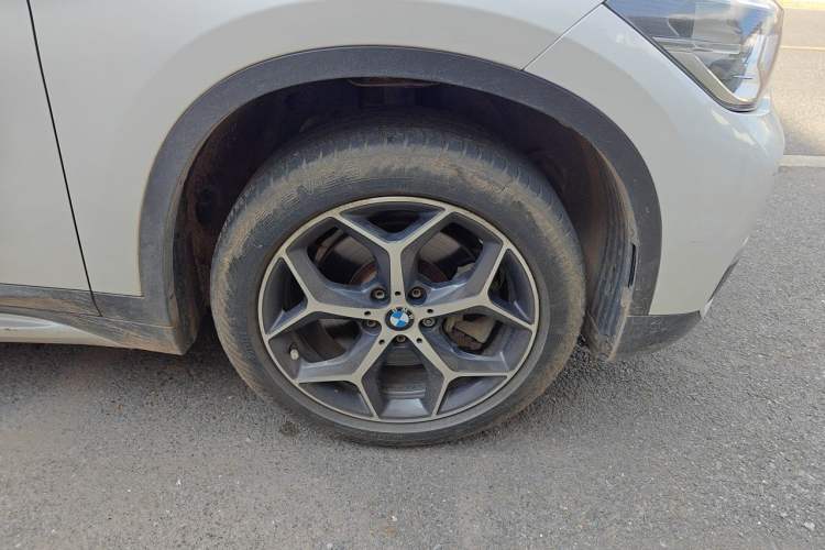 Used BMW X1 2018 xDrive20Li Luxury Edition Right Front Wheel Hub