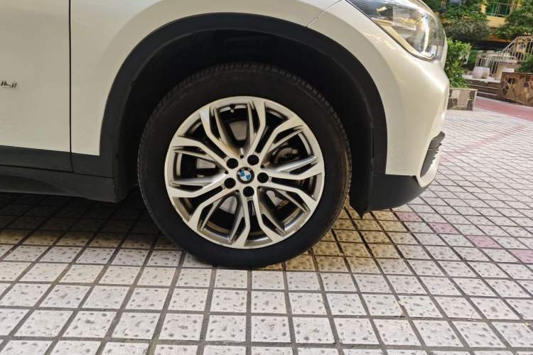 Used BMW X1 2018 sDrive20Li Leading Model Right Front Wheel Hub