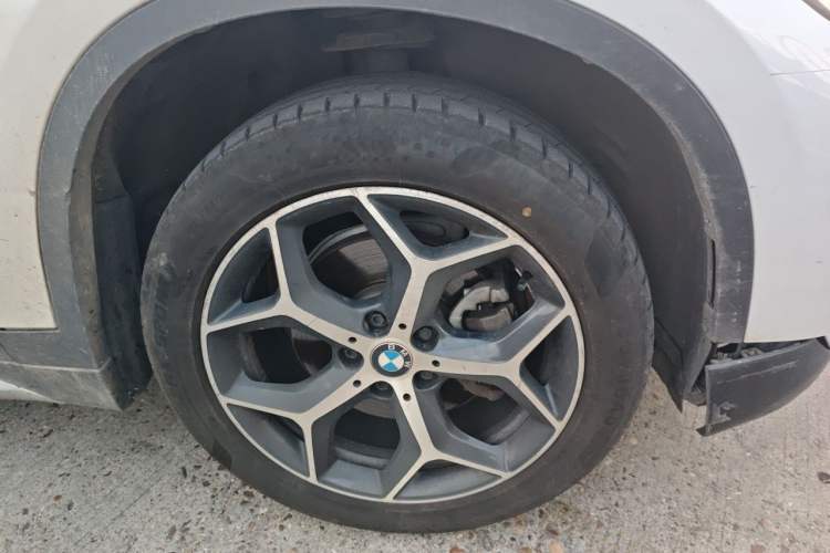 Used BMW X1 2018 sDrive18Li Luxury Model Right Front Wheel Hub