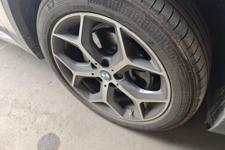Used BMW X1 2018 sDrive18Li Luxury Model Right Front Wheel Hub