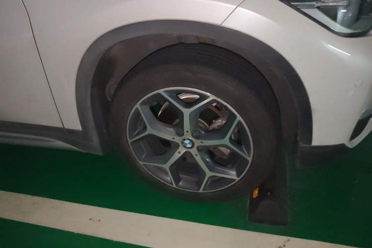 Used BMW X1 2018 sDrive18Li Luxury Model Right Front Wheel Hub