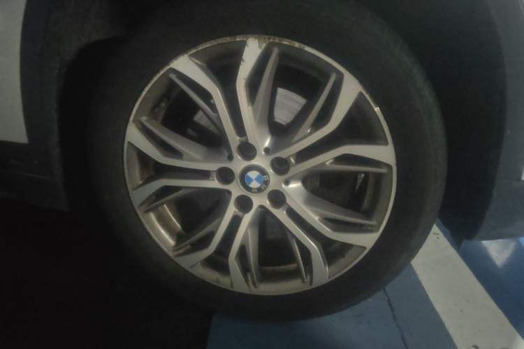 Used BMW X1 2018 sDrive20Li Leading Model Right Front Wheel Hub
