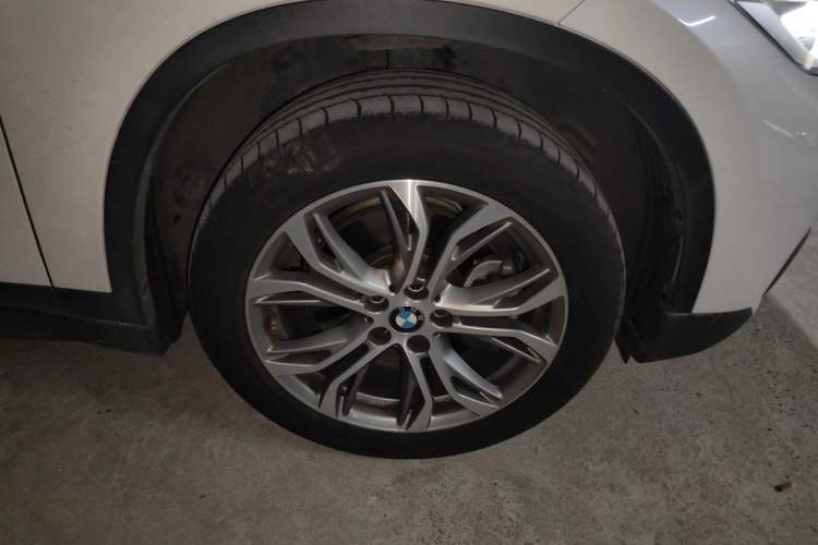 Used BMW X1 2018 sDrive20Li Leading Model Right Front Wheel Hub