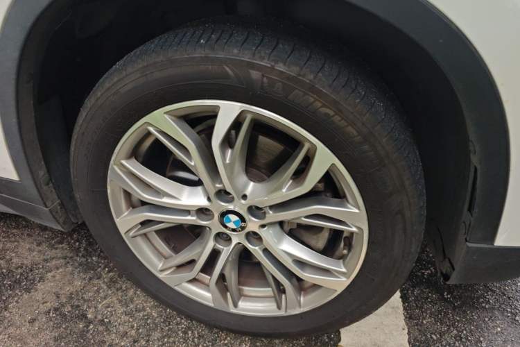 Used BMW X1 2018 sDrive20Li Leading Model Right Front Wheel Hub
