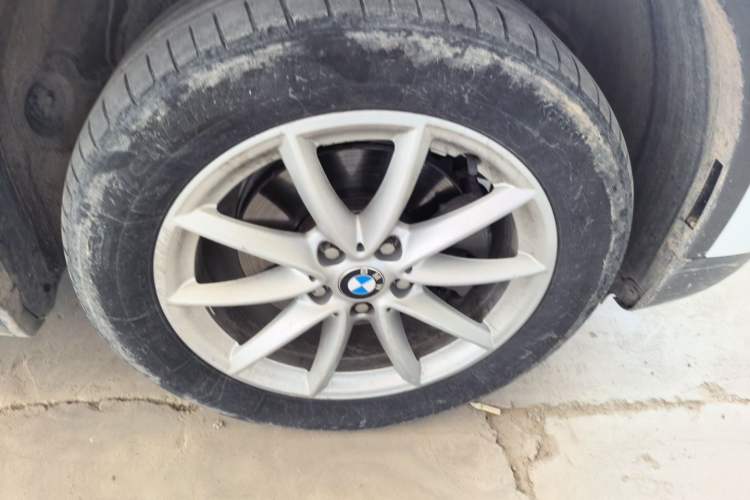 Used BMW X1 2018 sDrive18Li Fashion Model Right Front Wheel Hub