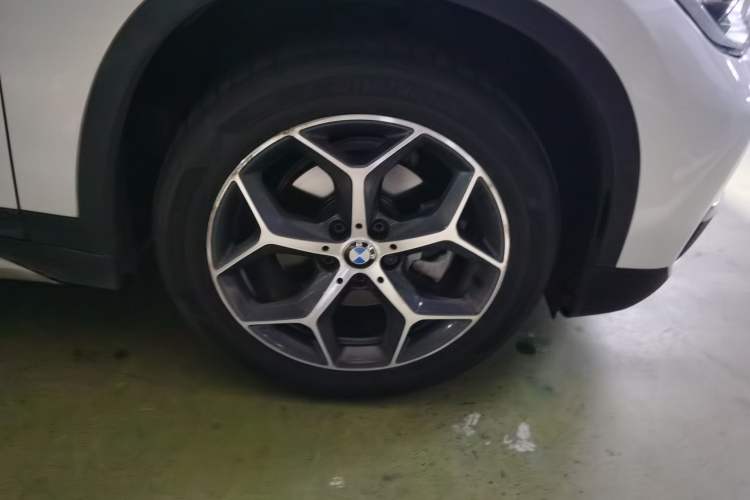 Used BMW X1 2018 sDrive18Li Luxury Model Right Front Wheel Hub