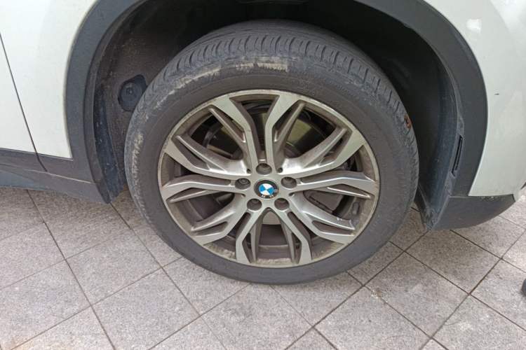 Used BMW X1 2018 sDrive20Li Leading Model Right Front Wheel Hub