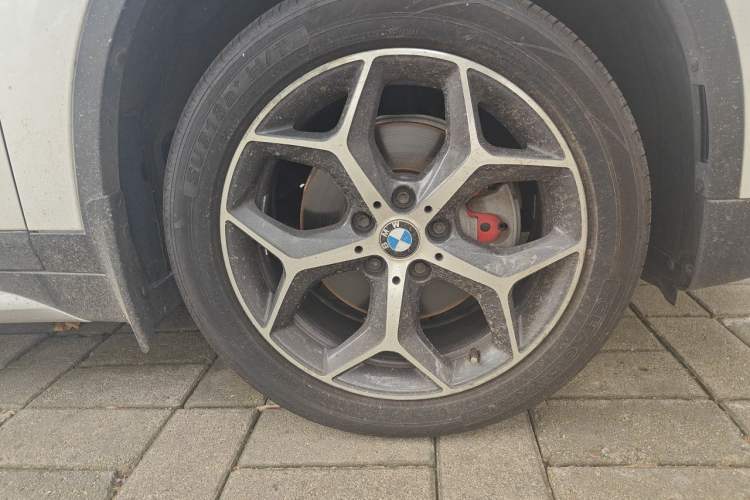 Used BMW X1 2018 sDrive18Li Luxury Model Right Front Wheel Hub