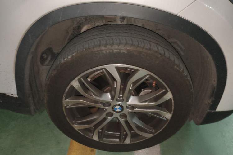 Used BMW X1 2018 sDrive20Li Leading Model Right Front Wheel Hub