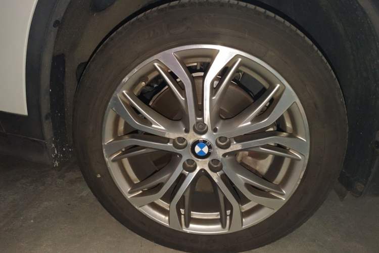 Used BMW X1 2018 sDrive20Li Leading Model Right Front Wheel Hub