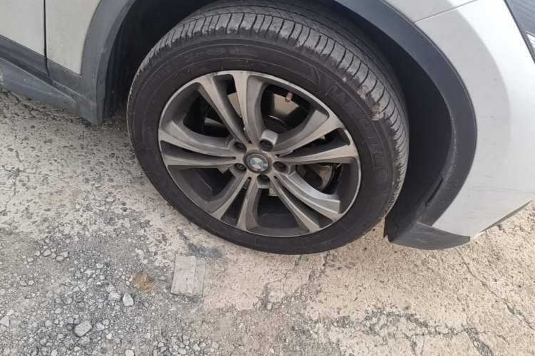 Used BMW X1 2018 xDrive20Li Luxury Edition Right Front Wheel Hub