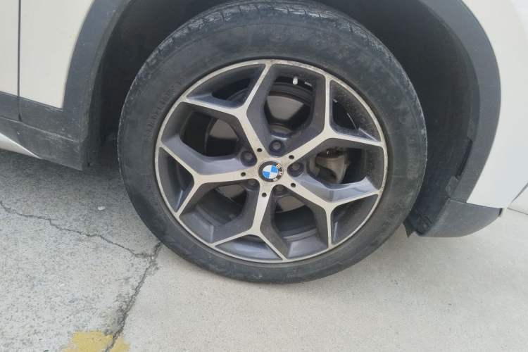 Used BMW X1 2018 sDrive18Li Luxury Model Right Front Wheel Hub