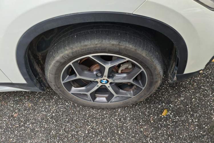 Used BMW X1 2018 xDrive20Li Luxury Edition Right Front Wheel Hub