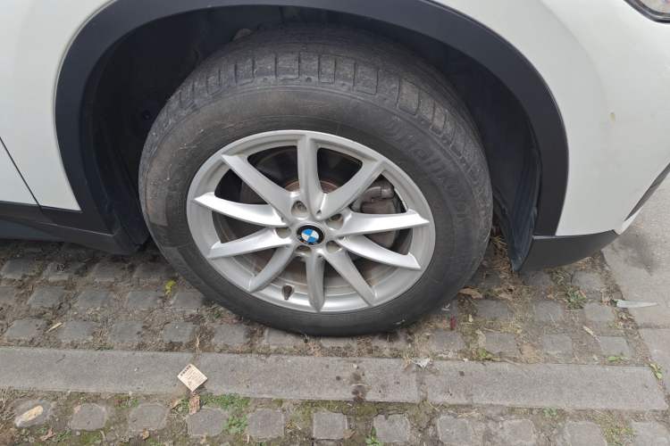 Used BMW X1 2018 sDrive18Li Fashion Model Right Front Wheel Hub
