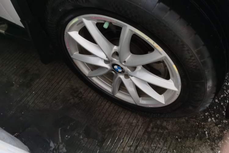Used BMW X1 2018 sDrive18Li Fashion Model Right Front Wheel Hub