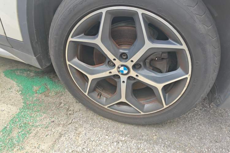 Used BMW X1 2018 sDrive18Li Luxury Model Right Front Wheel Hub
