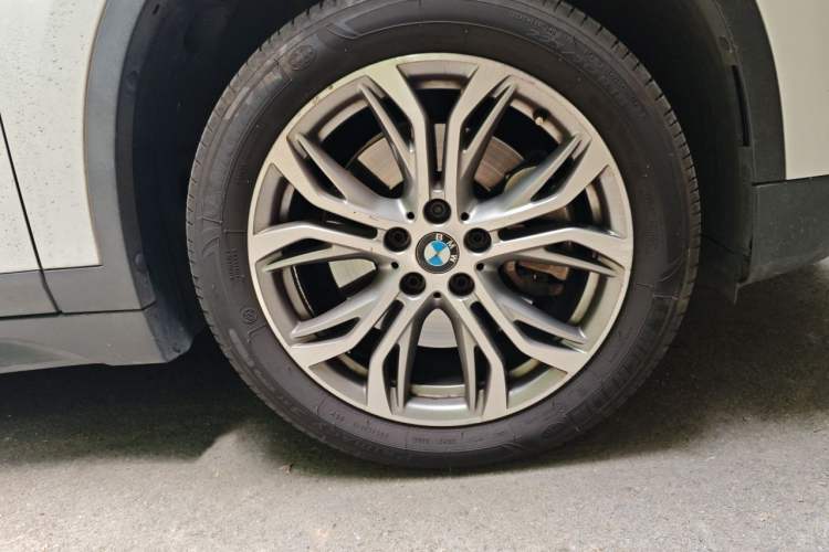 Used BMW X1 2018 sDrive20Li Leading Model Right Front Wheel Hub