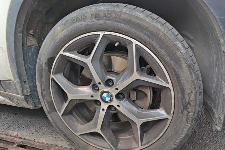 Used BMW X1 2018 sDrive18Li Luxury Model Right Front Wheel Hub