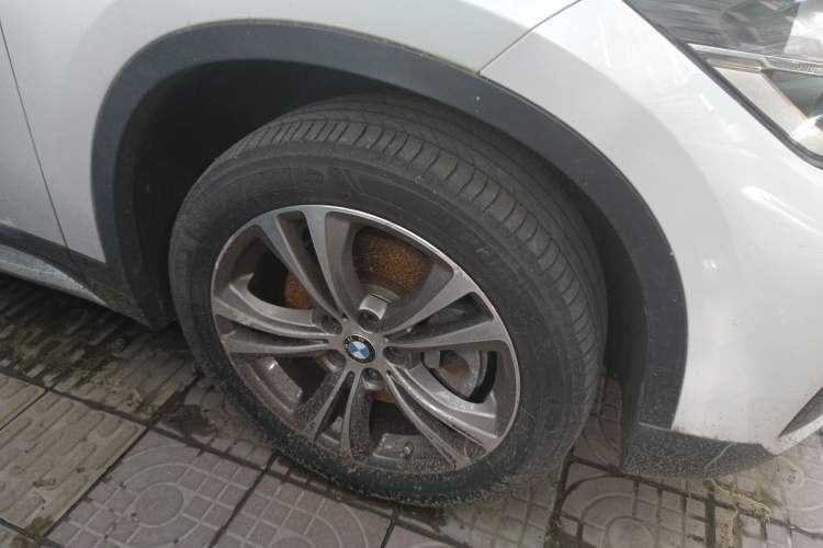 Used BMW X1 2018 xDrive20Li Luxury Edition Right Front Wheel Hub