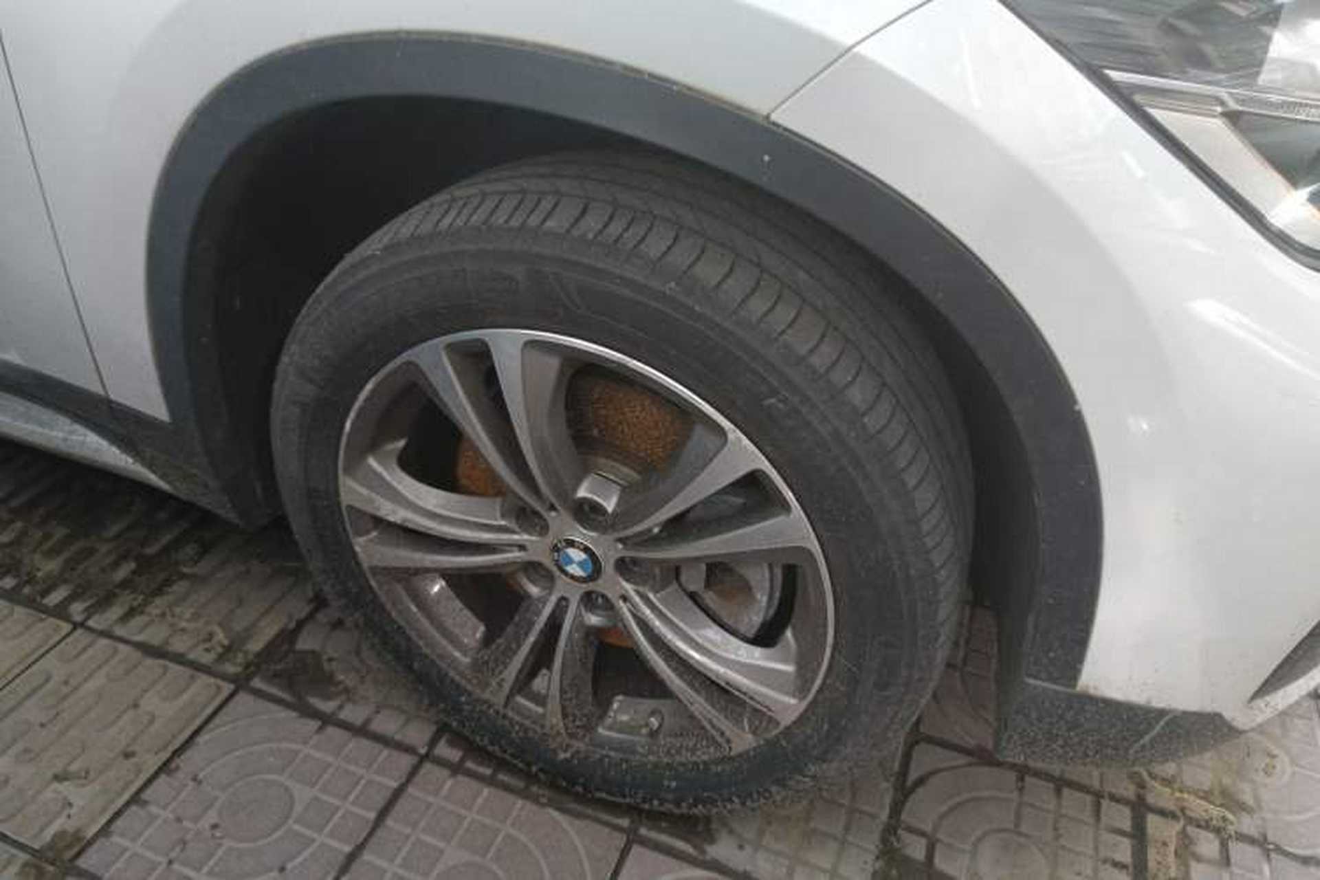 Used BMW X1 2018 xDrive20Li Luxury Edition Right Front Wheel Hub