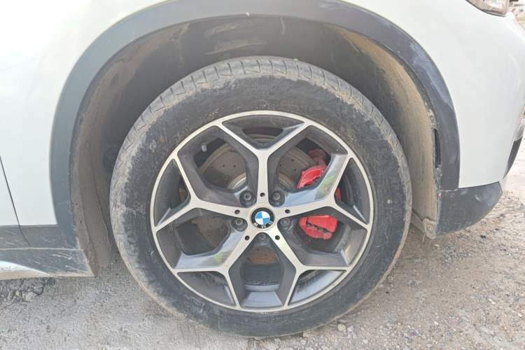 Used BMW X1 2018 xDrive20Li Luxury Edition Right Front Wheel Hub