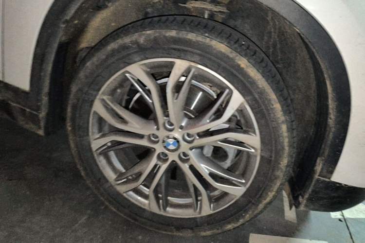 Used BMW X1 2018 sDrive20Li Leading Model Right Front Wheel Hub