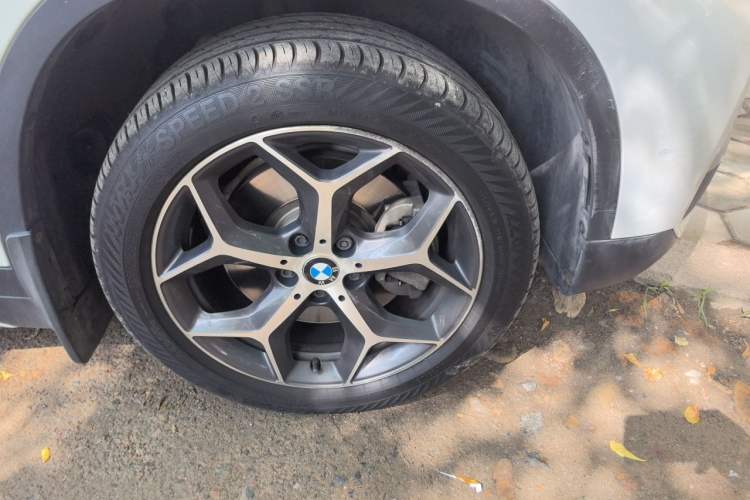 Used BMW X1 2018 xDrive20Li Luxury Edition Right Front Wheel Hub