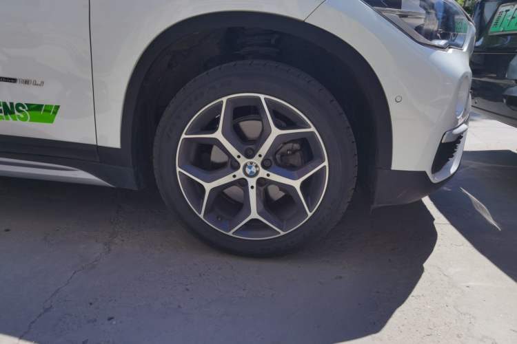 Used BMW X1 2018 sDrive18Li Luxury Model Right Front Wheel Hub