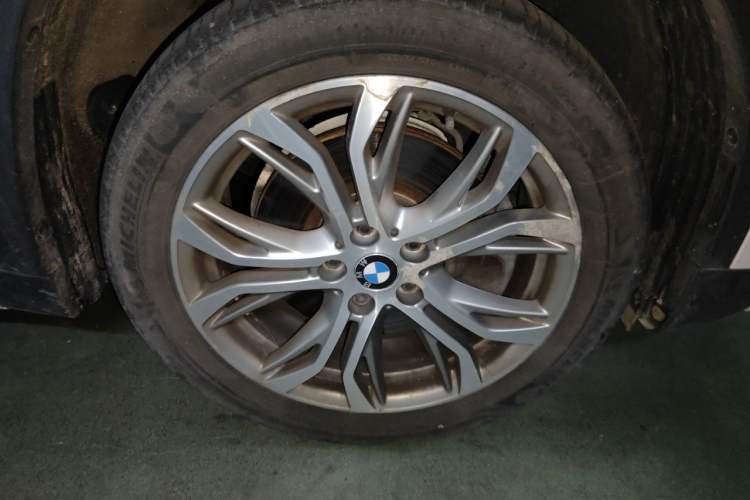 Used BMW X1 2018 sDrive20Li Leading Model Right Front Wheel Hub