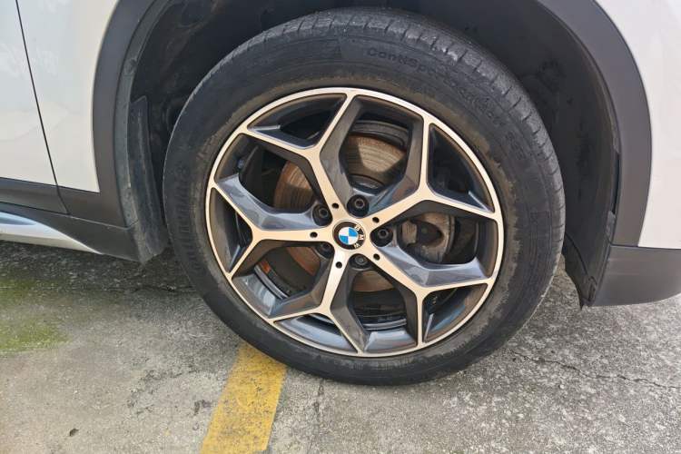 Used BMW X1 2018 sDrive18Li Luxury Model Right Front Wheel Hub