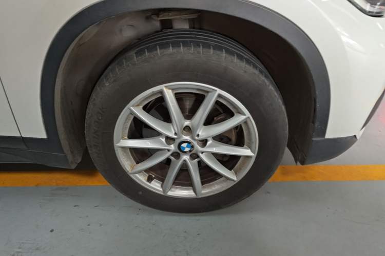 Used BMW X1 2018 sDrive18Li Fashion Model Right Front Wheel Hub