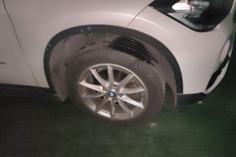 Used BMW X1 2018 sDrive18Li Fashion Model Right Front Wheel Hub