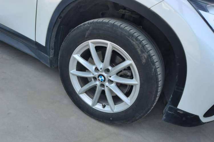 Used BMW X1 2018 sDrive18Li Fashion Model Right Front Wheel Hub