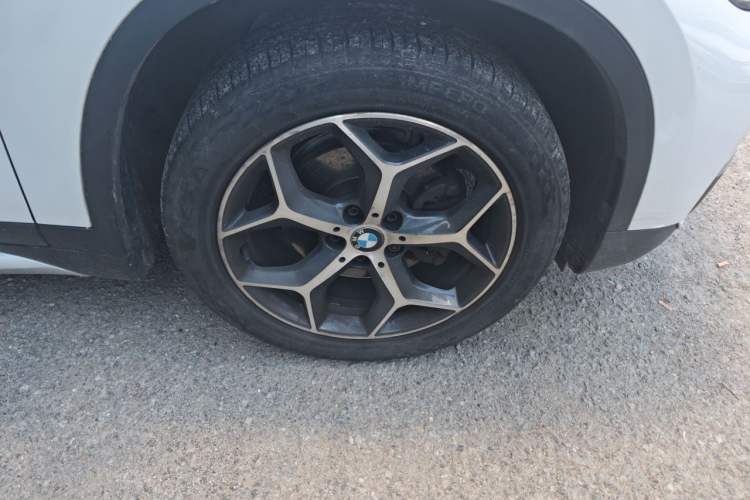 Used BMW X1 2018 sDrive18Li Luxury Model Right Front Wheel Hub