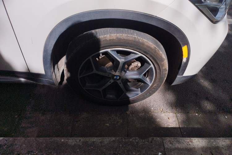 Used BMW X1 2018 sDrive18Li Luxury Model Right Front Wheel Hub