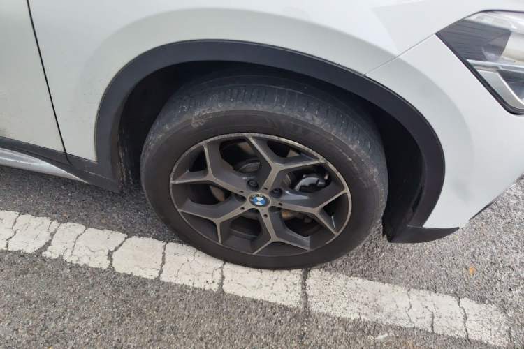 Used BMW X1 2018 xDrive20Li Luxury Edition Right Front Wheel Hub