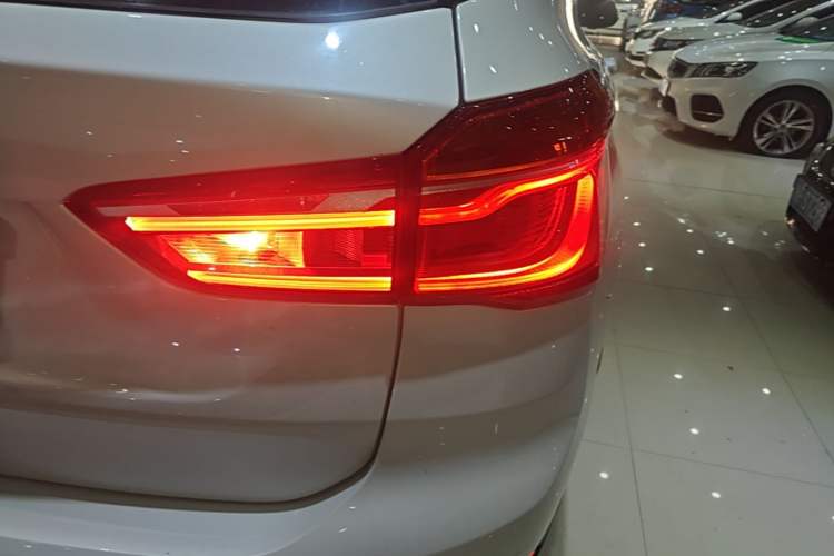 Used BMW X1 2018 sDrive18Li Luxury Model Right Rear Taillight