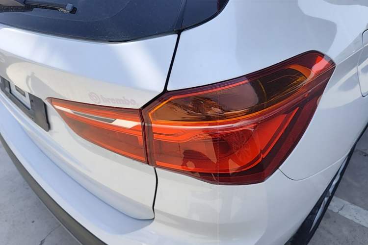 Used BMW X1 2018 sDrive18Li Fashion Model Right Rear Taillight