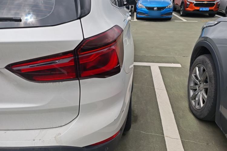 Used BMW X1 2018 xDrive20Li Luxury Model Right Rear Taillight