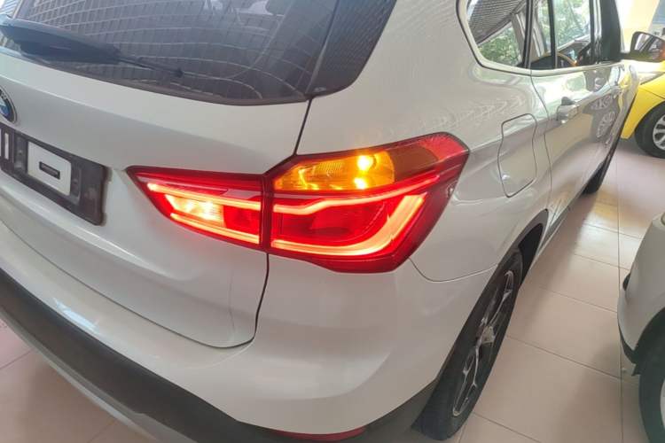 Used BMW X1 2018 xDrive20Li Luxury Model Right Rear Taillight