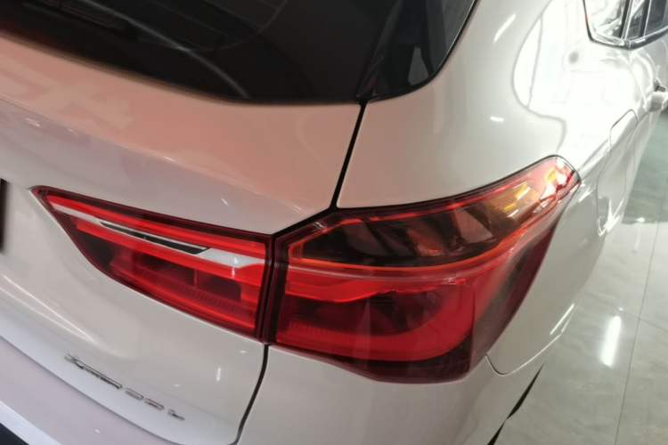 Used BMW X1 2018 xDrive20Li Luxury Model Right Rear Taillight