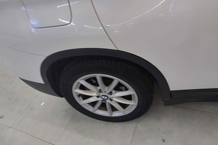 Used BMW X1 2018 sDrive18Li Fashion Model Right Rear Wheel Hub