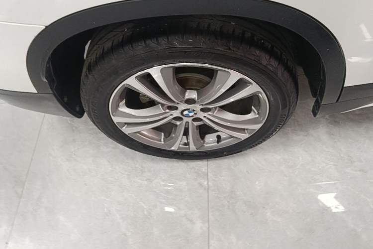 Used BMW X1 2018 xDrive20Li Luxury Model Right Rear Wheel Hub