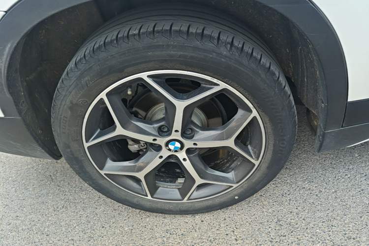 Used BMW X1 2018 sDrive18Li Luxury Model Right Rear Wheel Hub