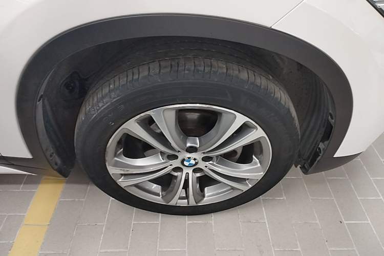 Used BMW X1 2018 sDrive18Li Luxury Model Right Rear Wheel Hub
