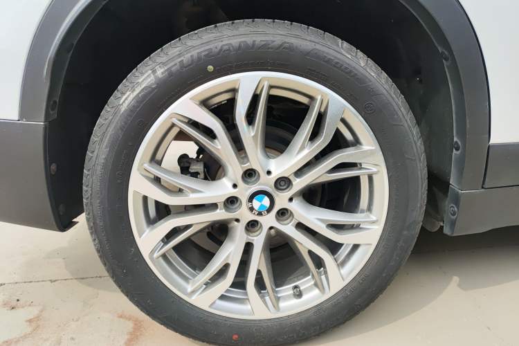 Used BMW X1 2018 sDrive20Li Leading Model Right Rear Wheel Hub