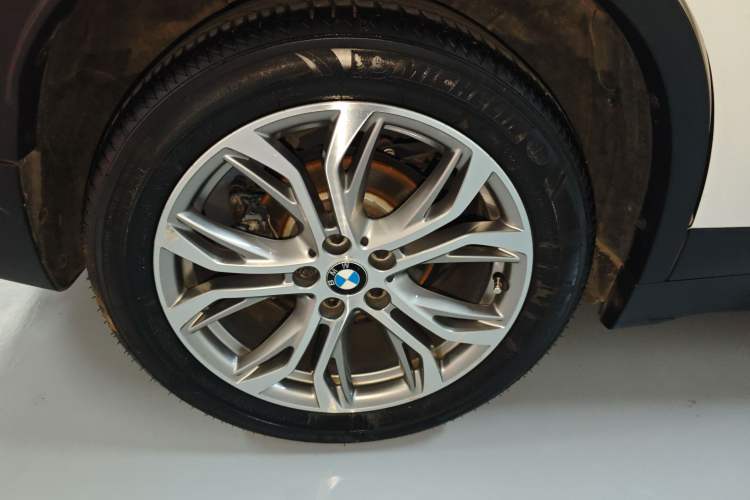 Used BMW X1 2018 sDrive20Li Leading Model Right Rear Wheel Hub