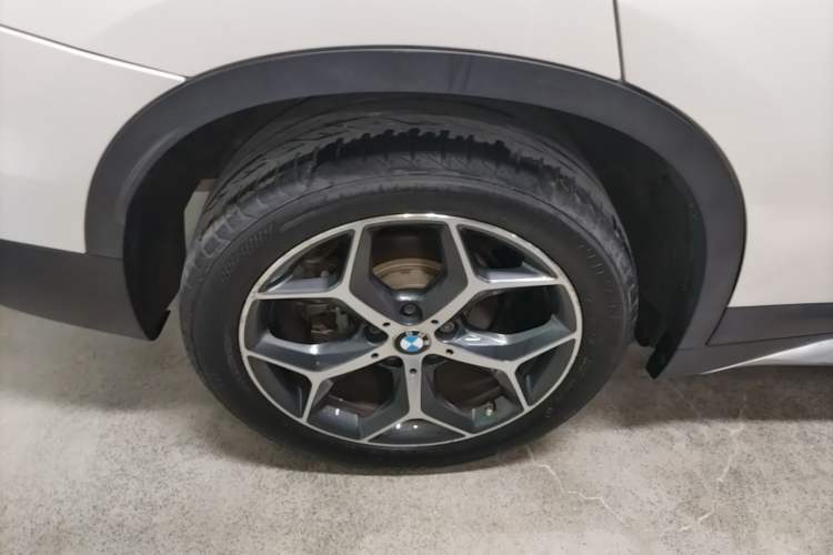 Used BMW X1 2018 xDrive20Li Luxury Edition Right Rear Wheel Hub