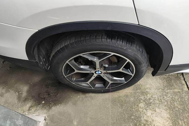 Used BMW X1 2018 sDrive18Li Luxury Model Right Rear Wheel Hub