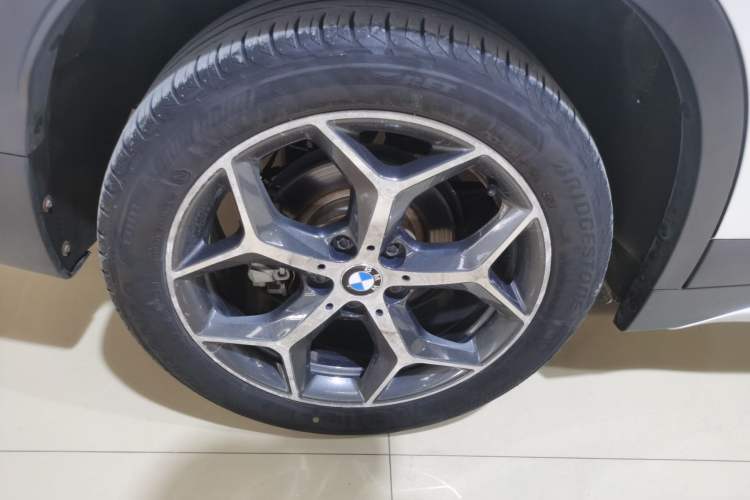 Used BMW X1 2018 sDrive18Li Luxury Model Right Rear Wheel Hub